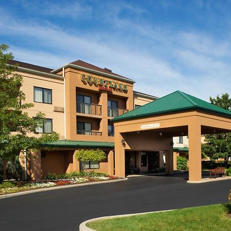 Courtyard Toledo Maumee/Arrowhead Hotel Exterior foto